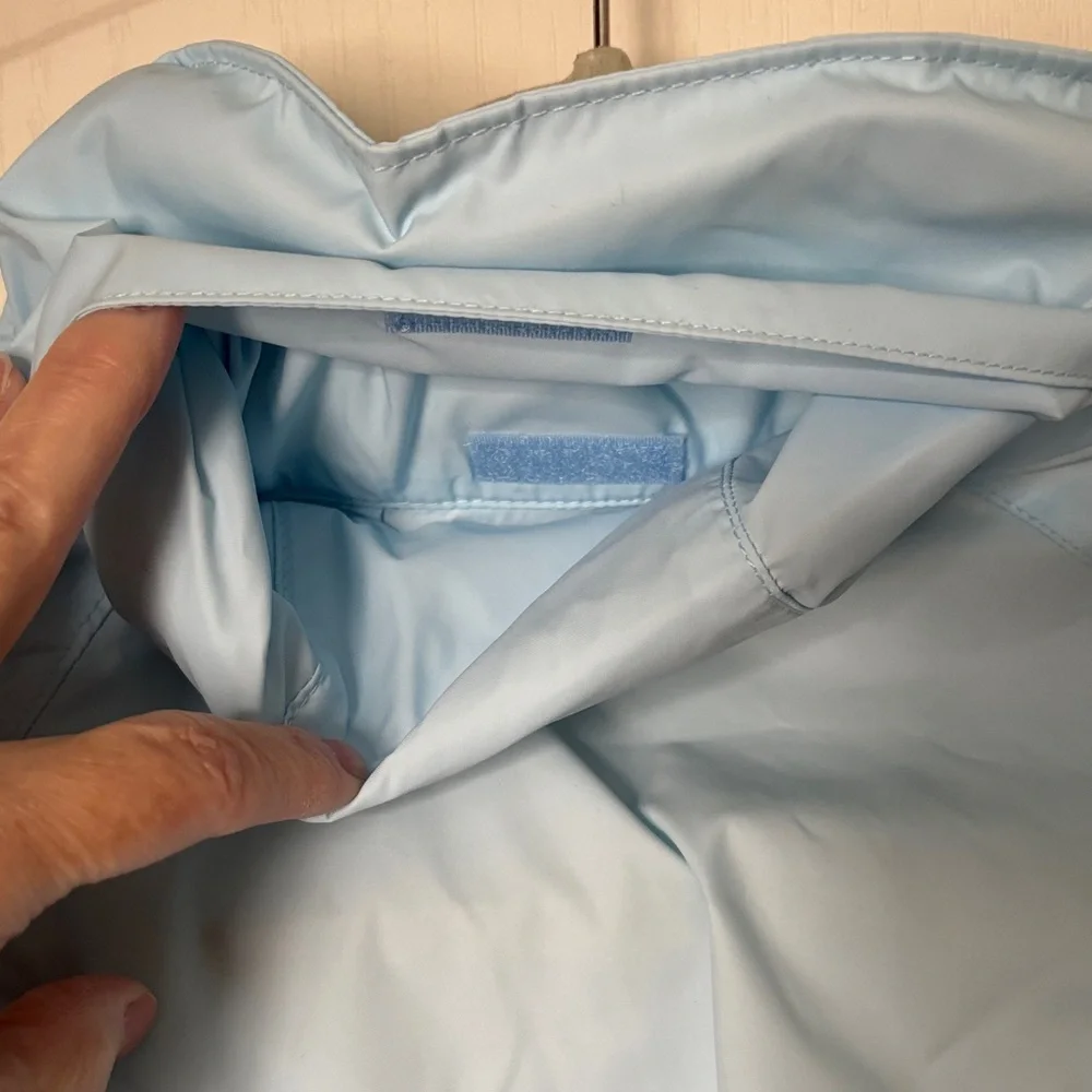 Columbia Women's Light Blue Windbreaker Jacket